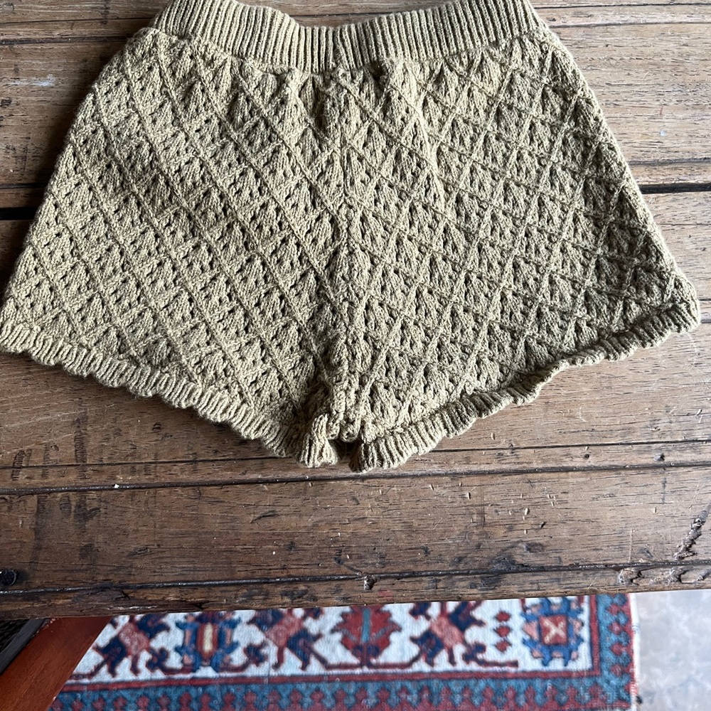 ZARA KIDS Knit High-Waist Olive Green Women's Shorts - Picture 4 of 4